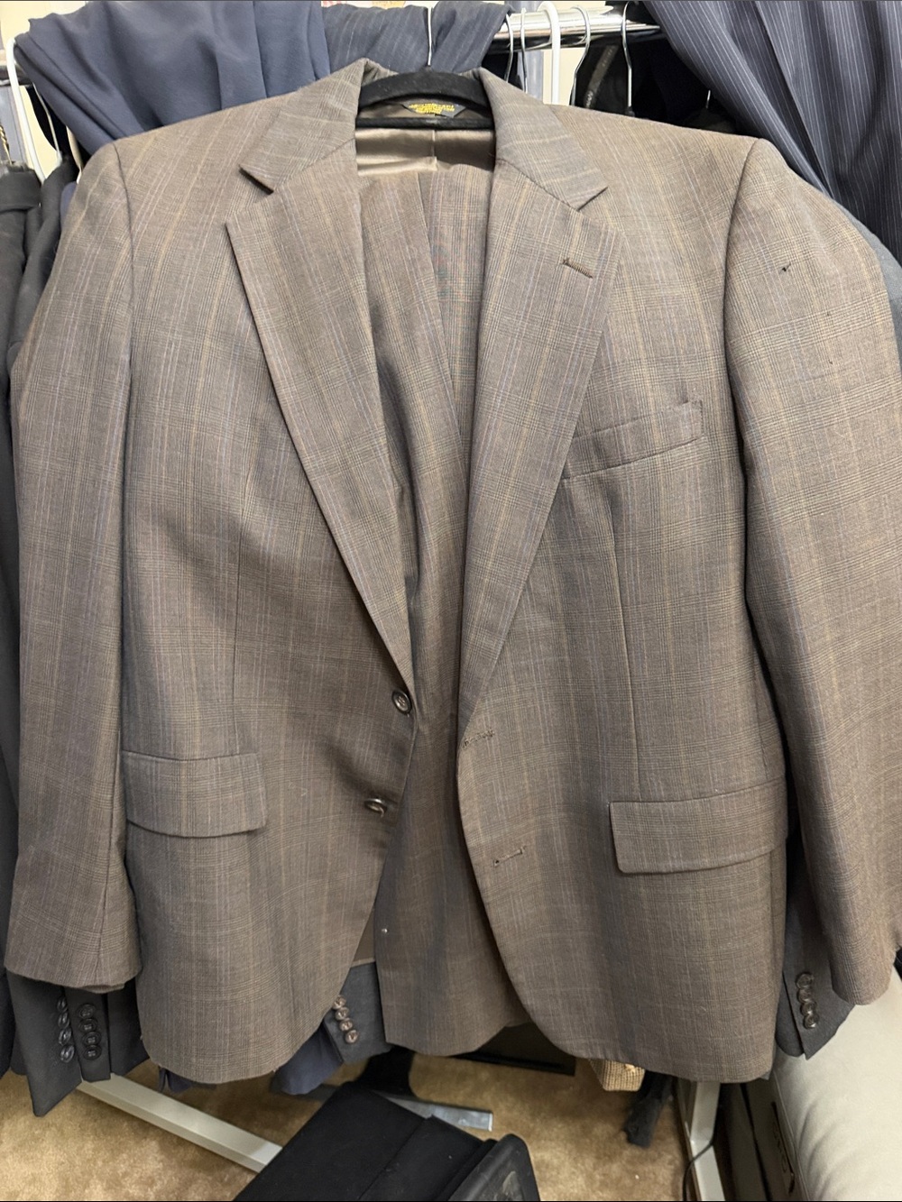 Men's Gray Glen Plaid Two-Button Suit Jacket